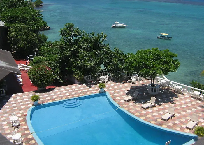 Silver Seas Hotel