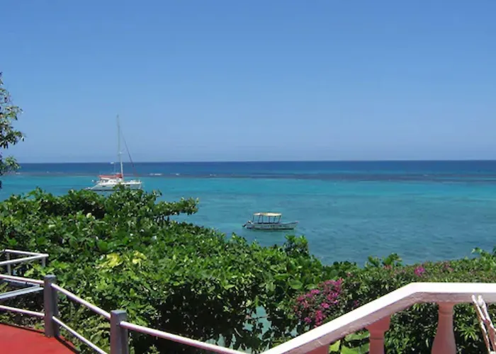 Hotel Silver Seas 2*