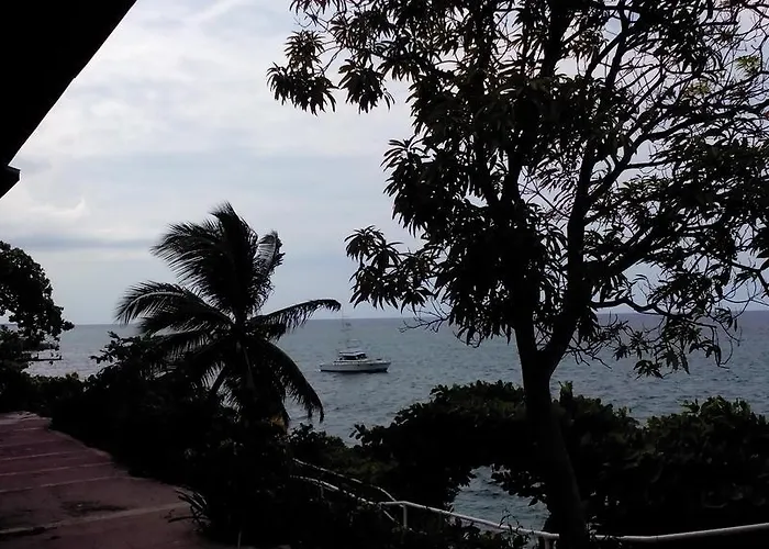 Silver Seas Hotel 2*