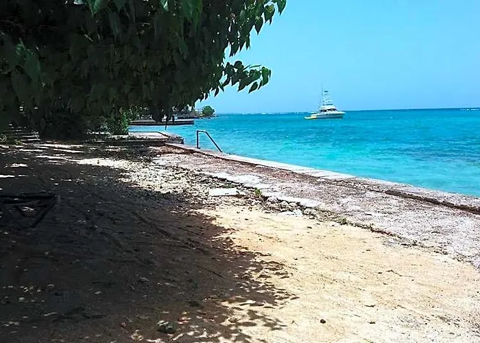 Silver Seas Hotel 2*